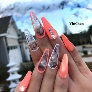 Meet your Posher, Brianna